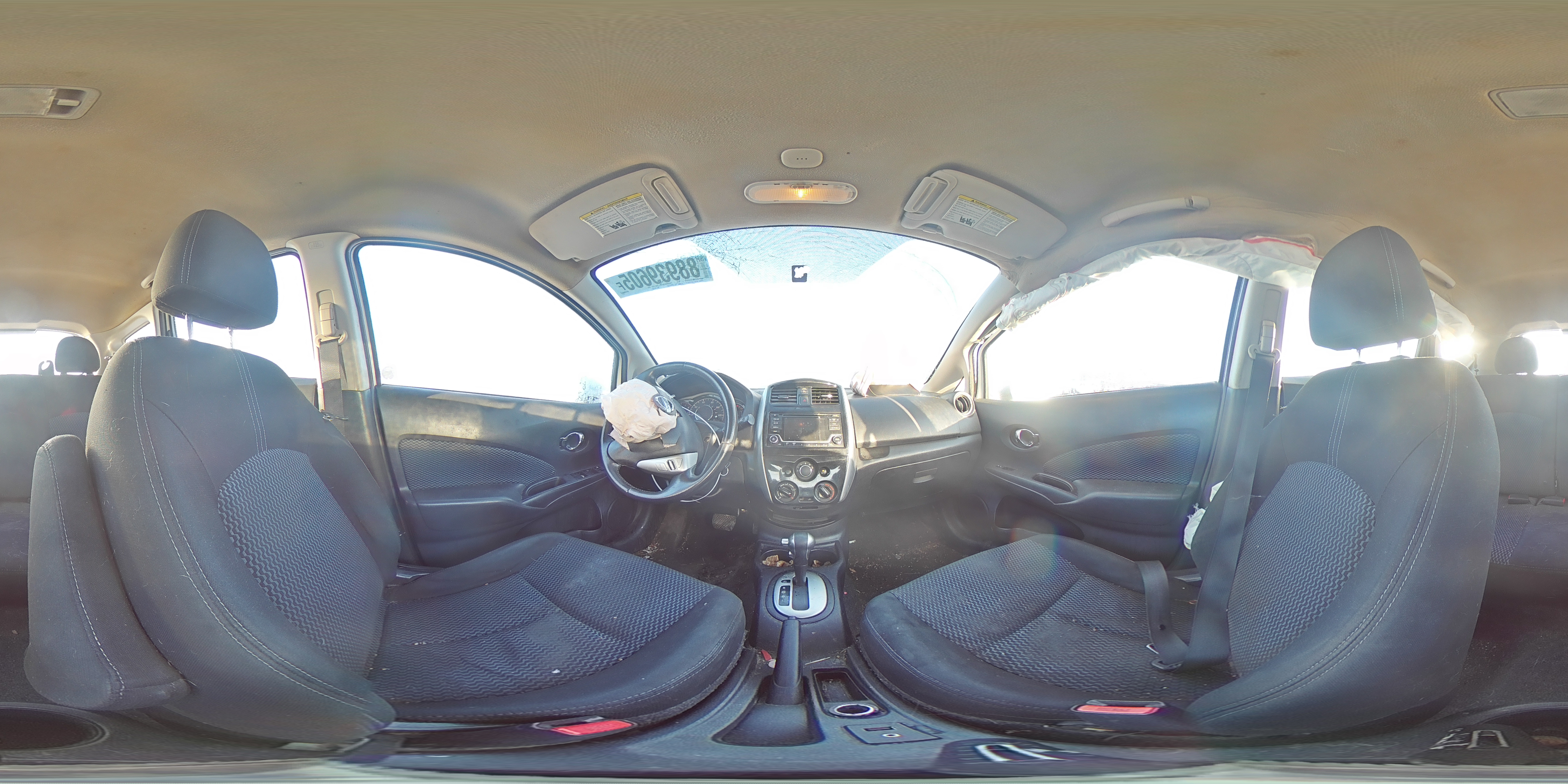 2016 Nissan Versa - Image 12