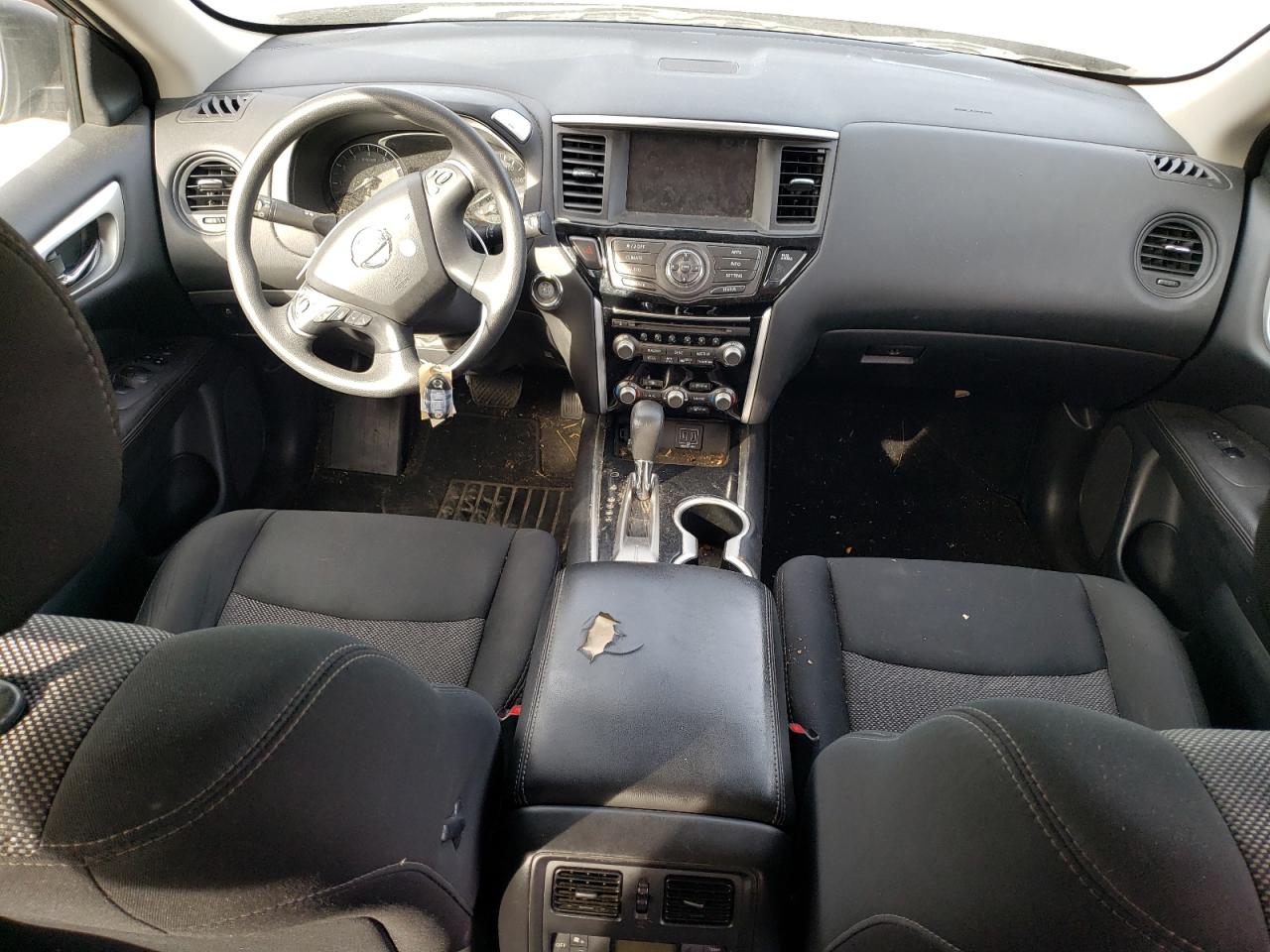 2018 Nissan Pathfinder - Image 8