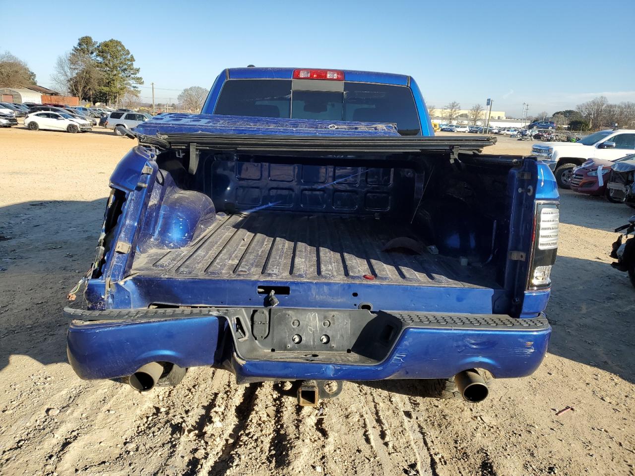 2016 RAM 1500 - Image 6