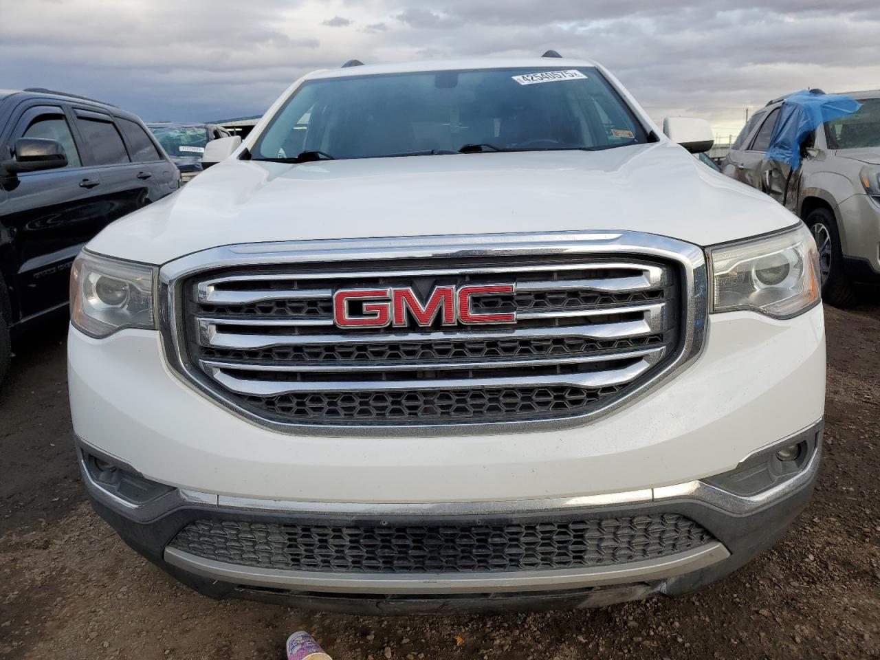 2017 GMC Acadia - Image 5