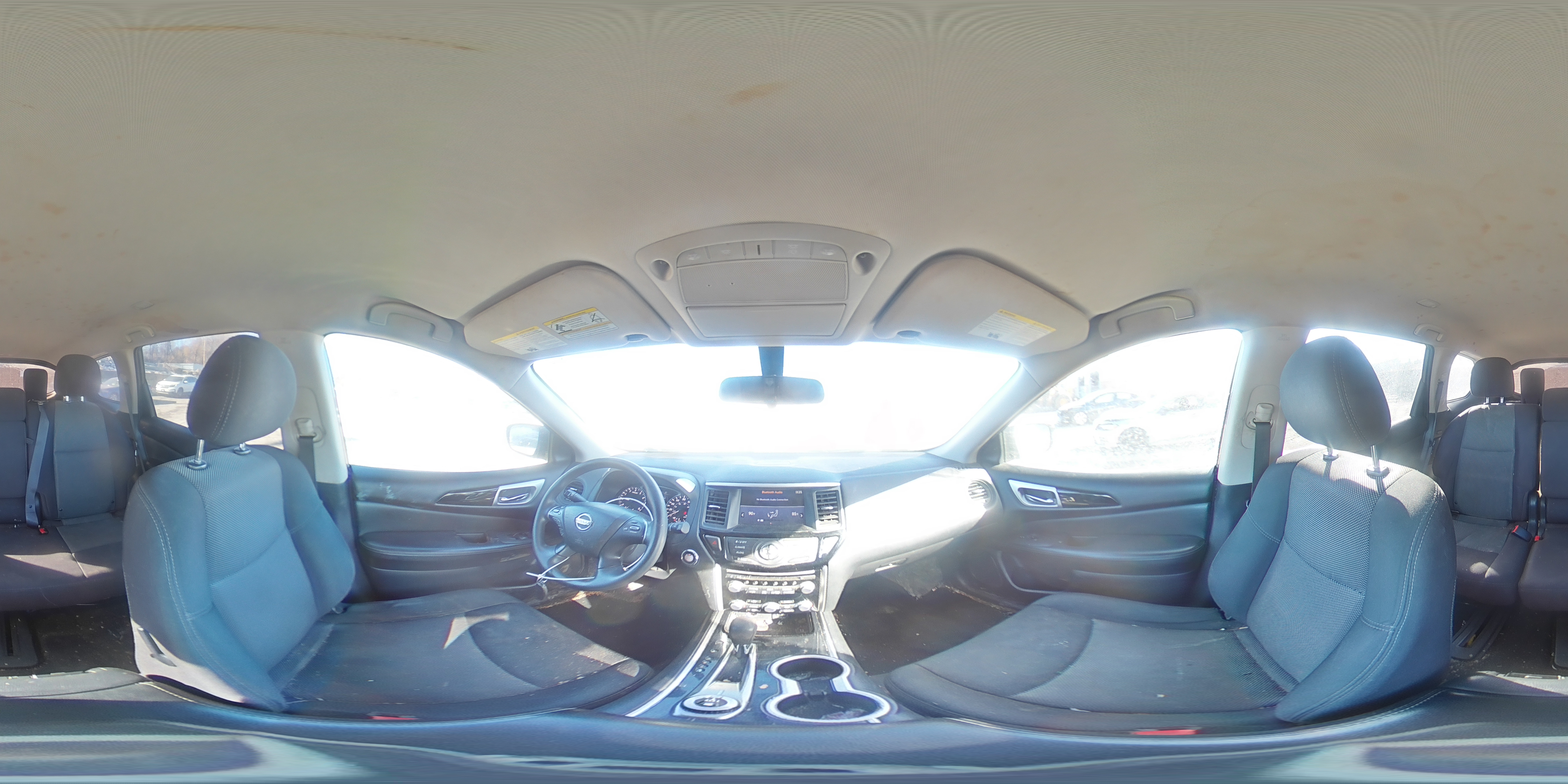 2019 Nissan Pathfinder - Image 13