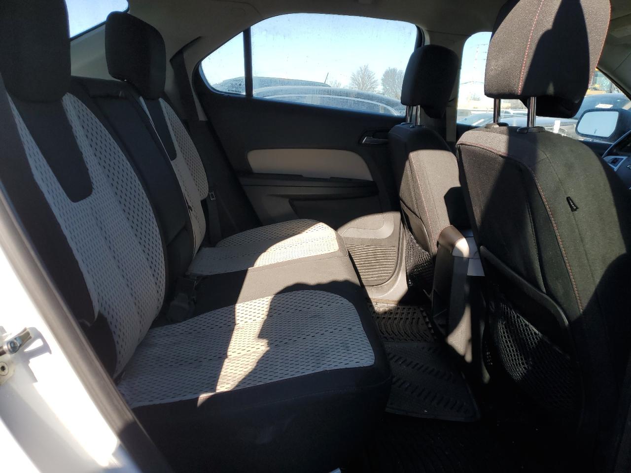 2011 Chevrolet Equinox - Image 11