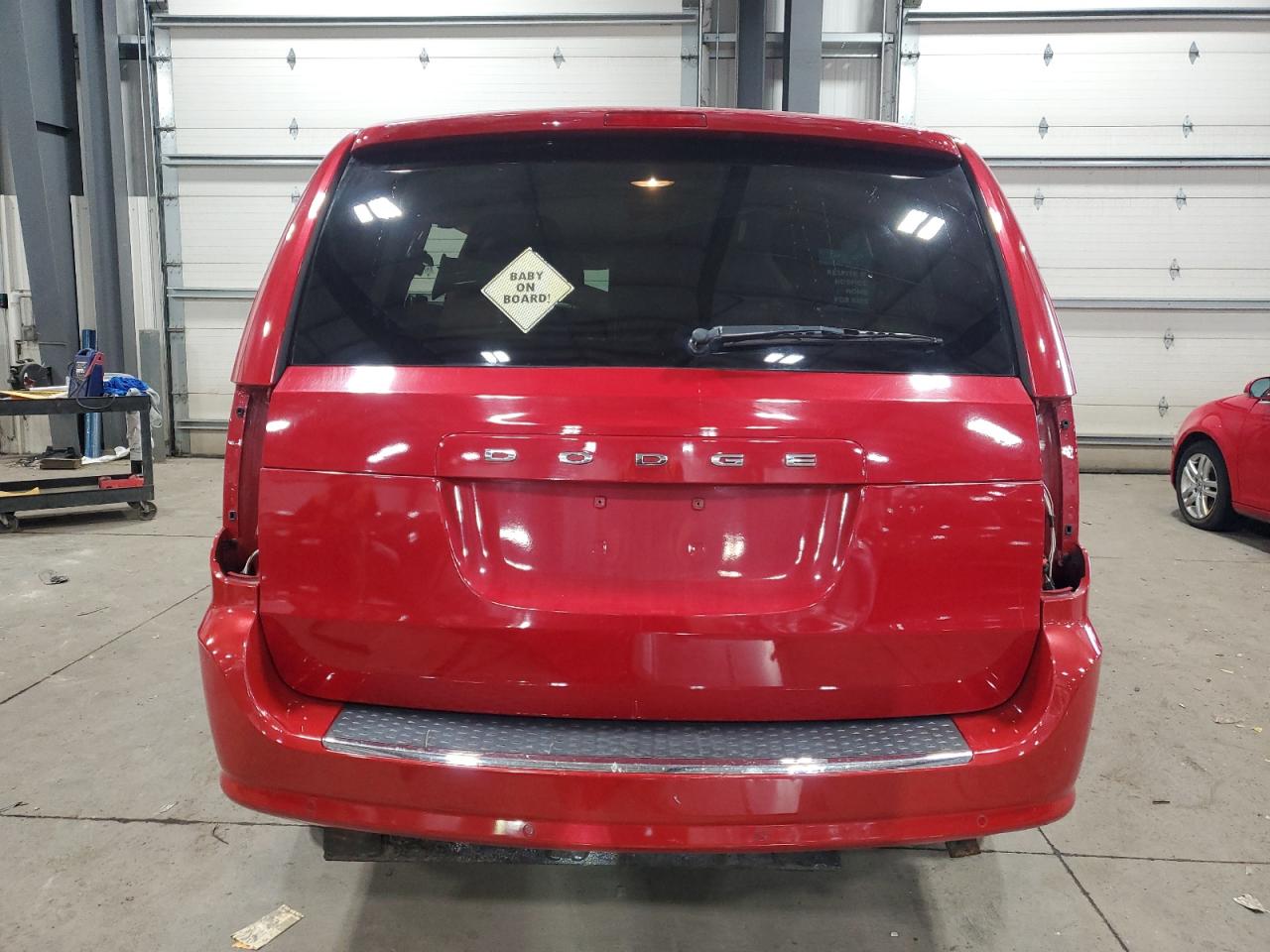 2014 Dodge Caravan - Image 6