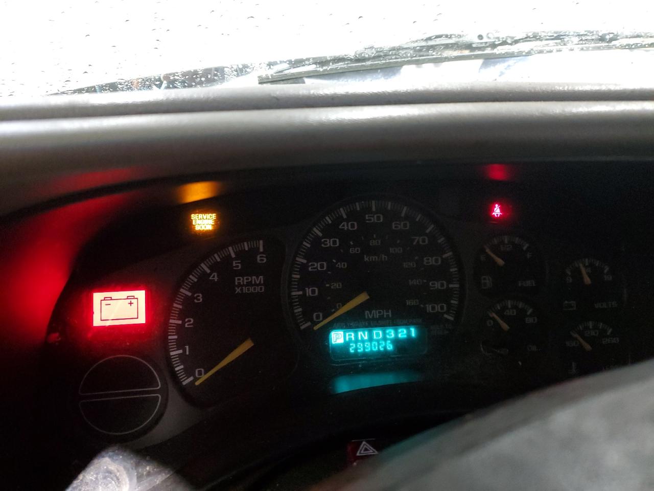 2000 Chevrolet Silverado - Image 9