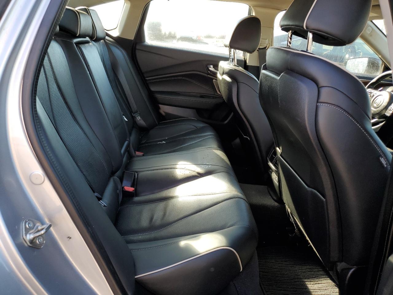2021 Acura TLX - Image 11