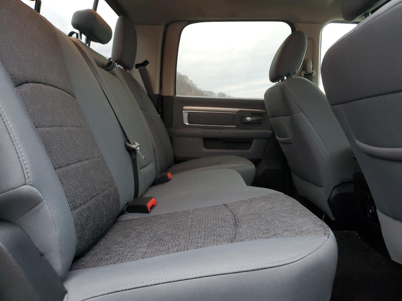 2018 RAM 1500 - Image 10