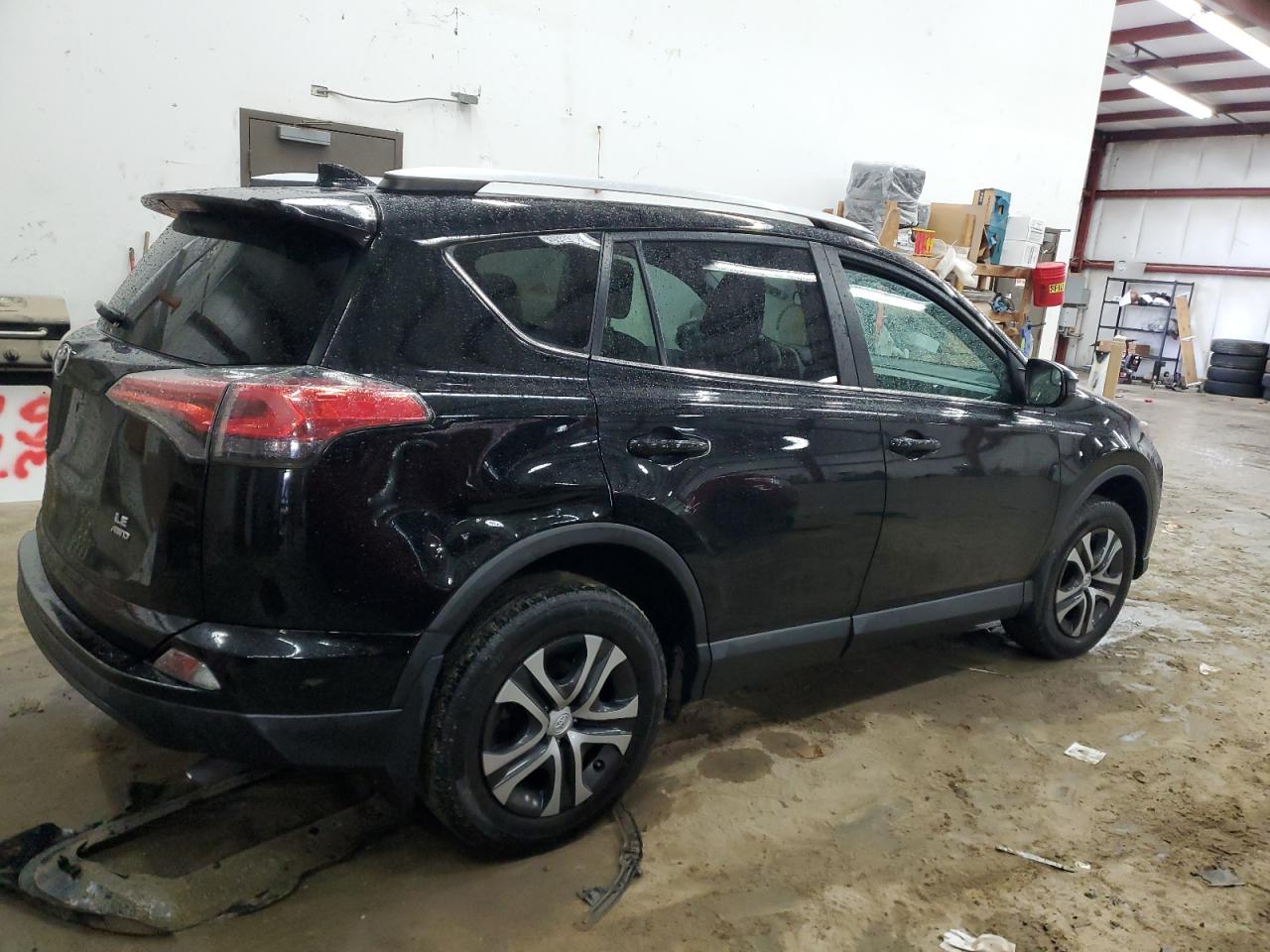 2016 Toyota RAV 4 - Image 3