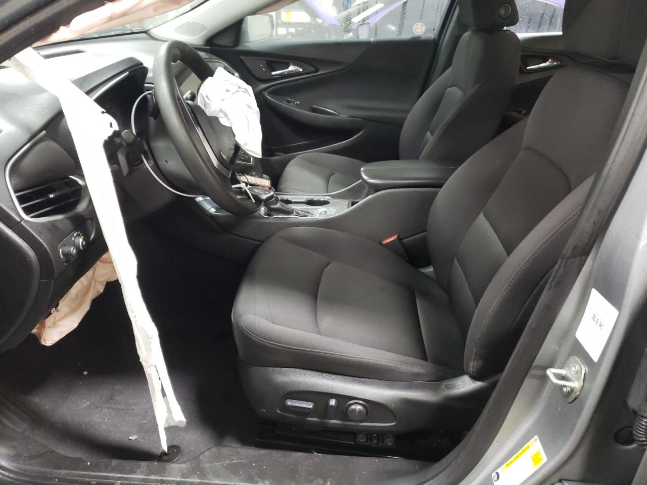 2023 Chevrolet Malibu - Image 7