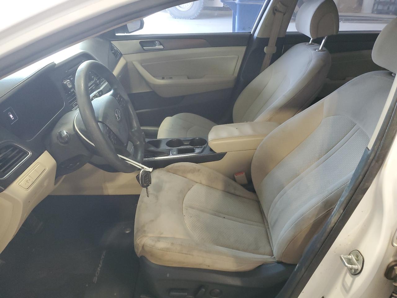 2015 Hyundai Sonata - Image 7