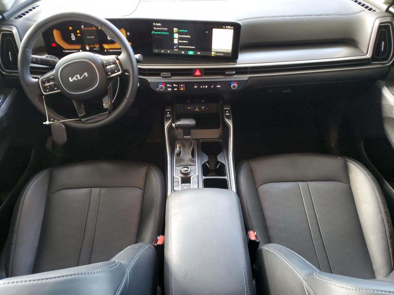 2024 Kia Sorento - Image 8
