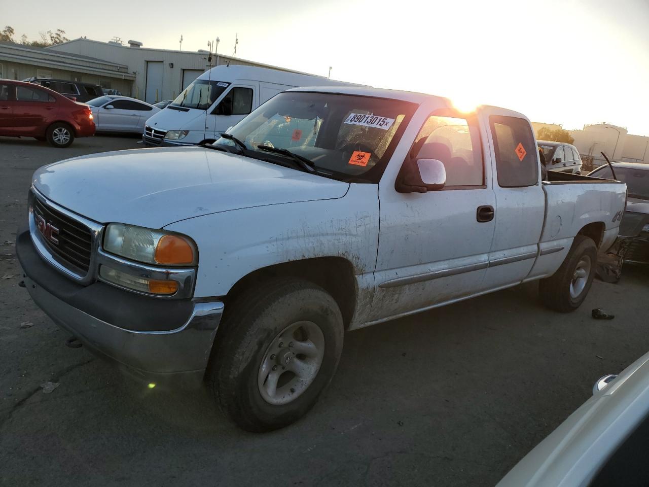 1999 GMC Sierra - Image 1