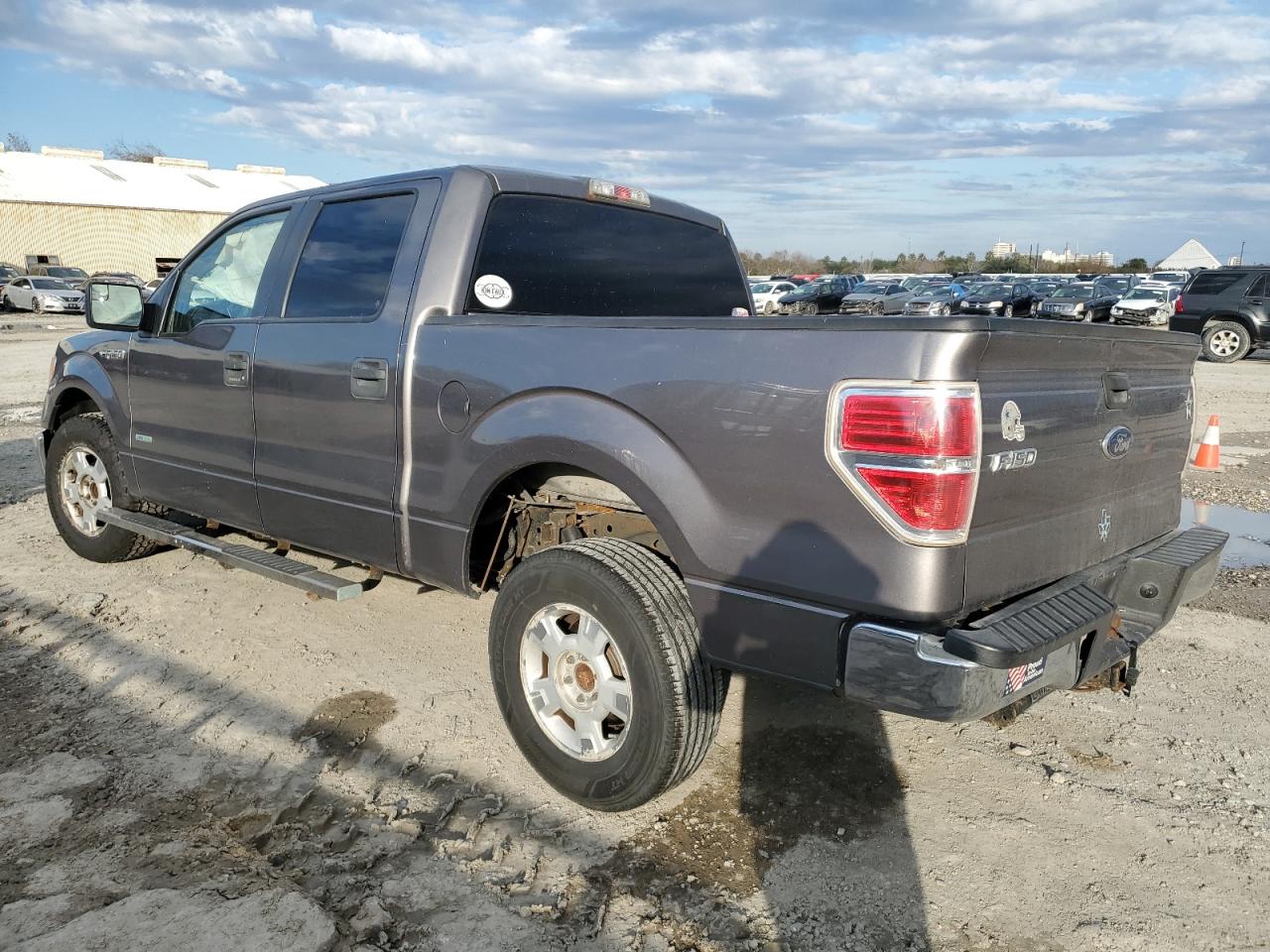 2014 Ford F-150 - Image 2