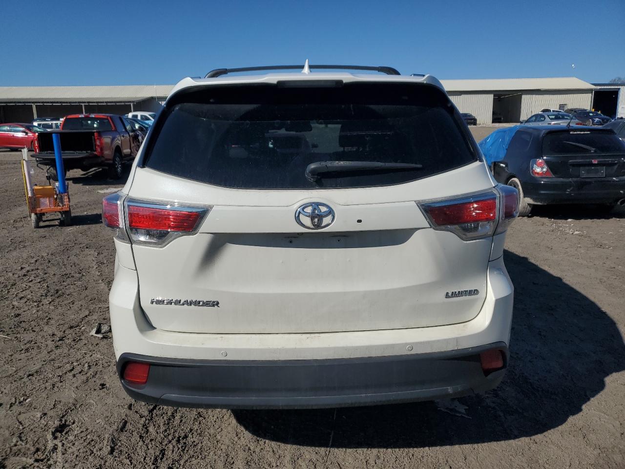 2014 Toyota Highlander - Image 6