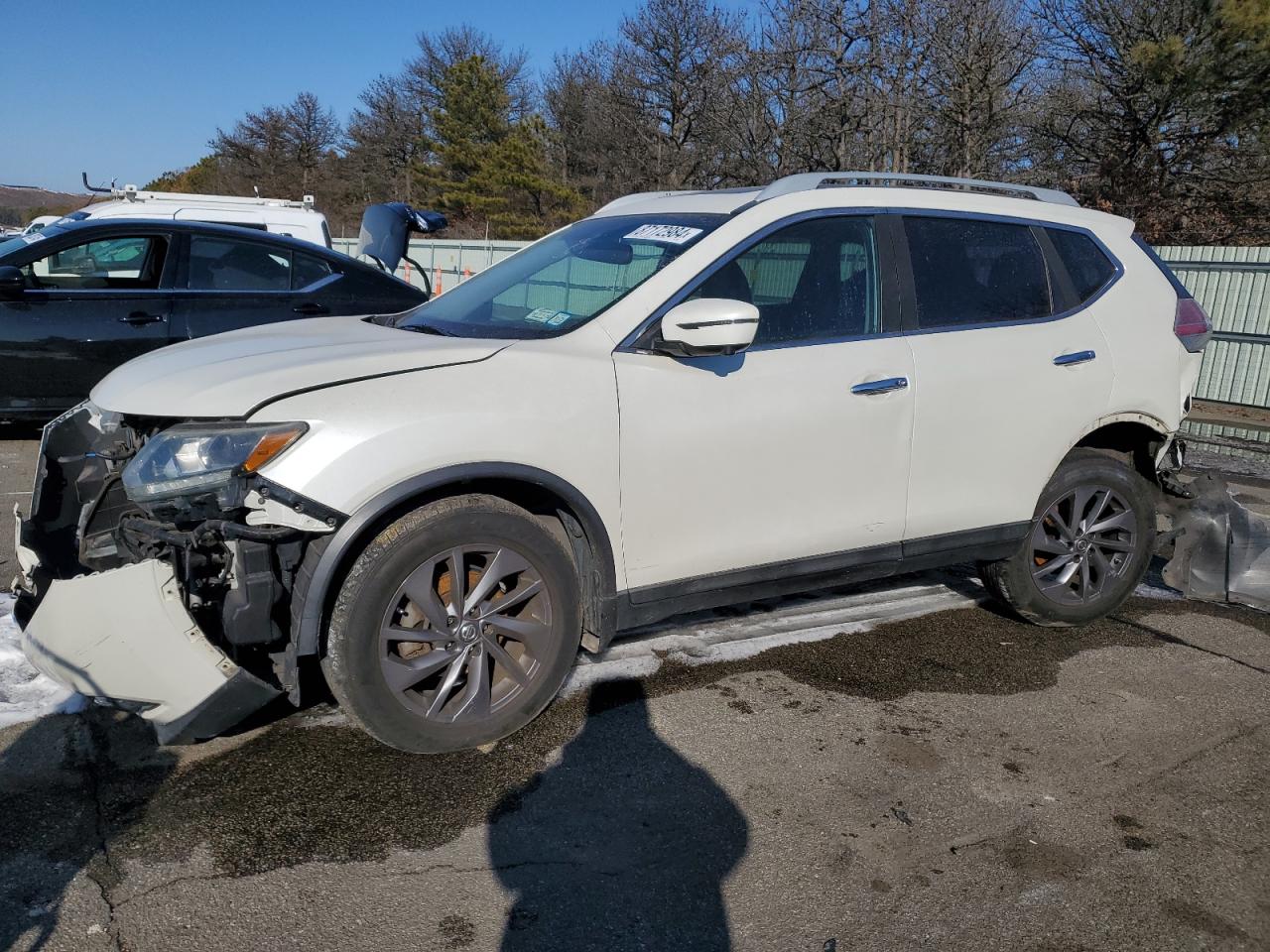 2016 Nissan Rogue - Image 1