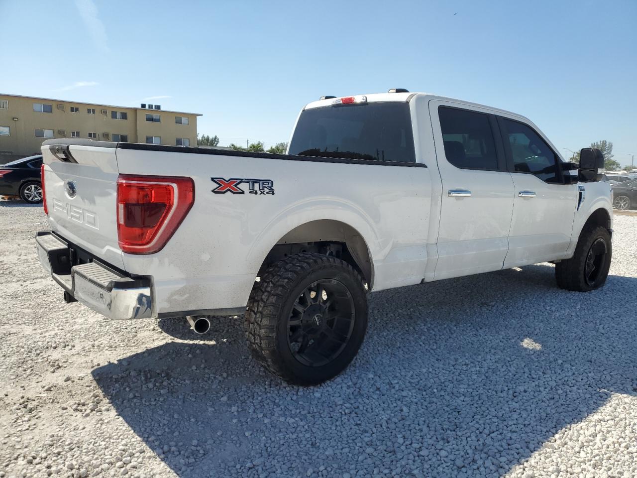 2022 Ford F-150 - Image 3