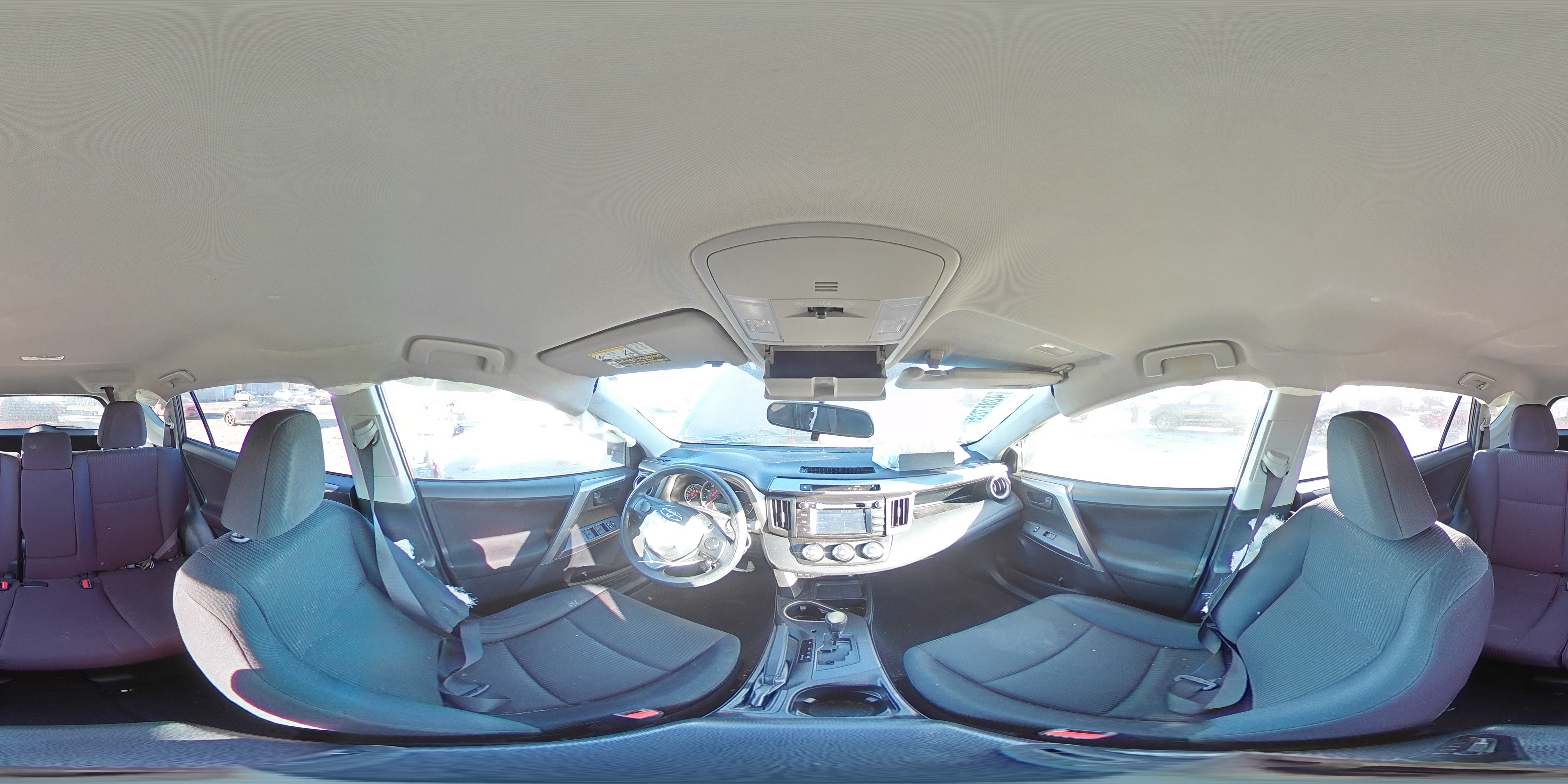 2016 Toyota RAV 4 - Image 13