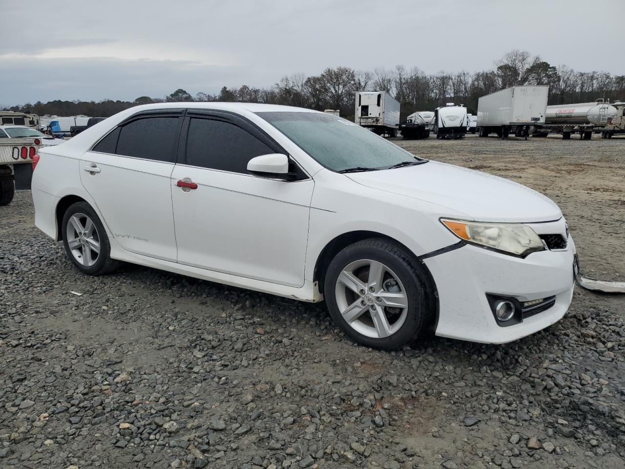 2012 Toyota Camry - Image 4