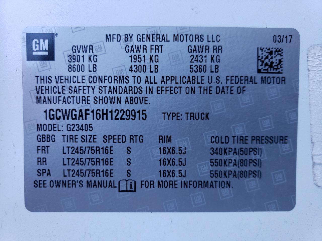 2017 Chevrolet Express - Image 14