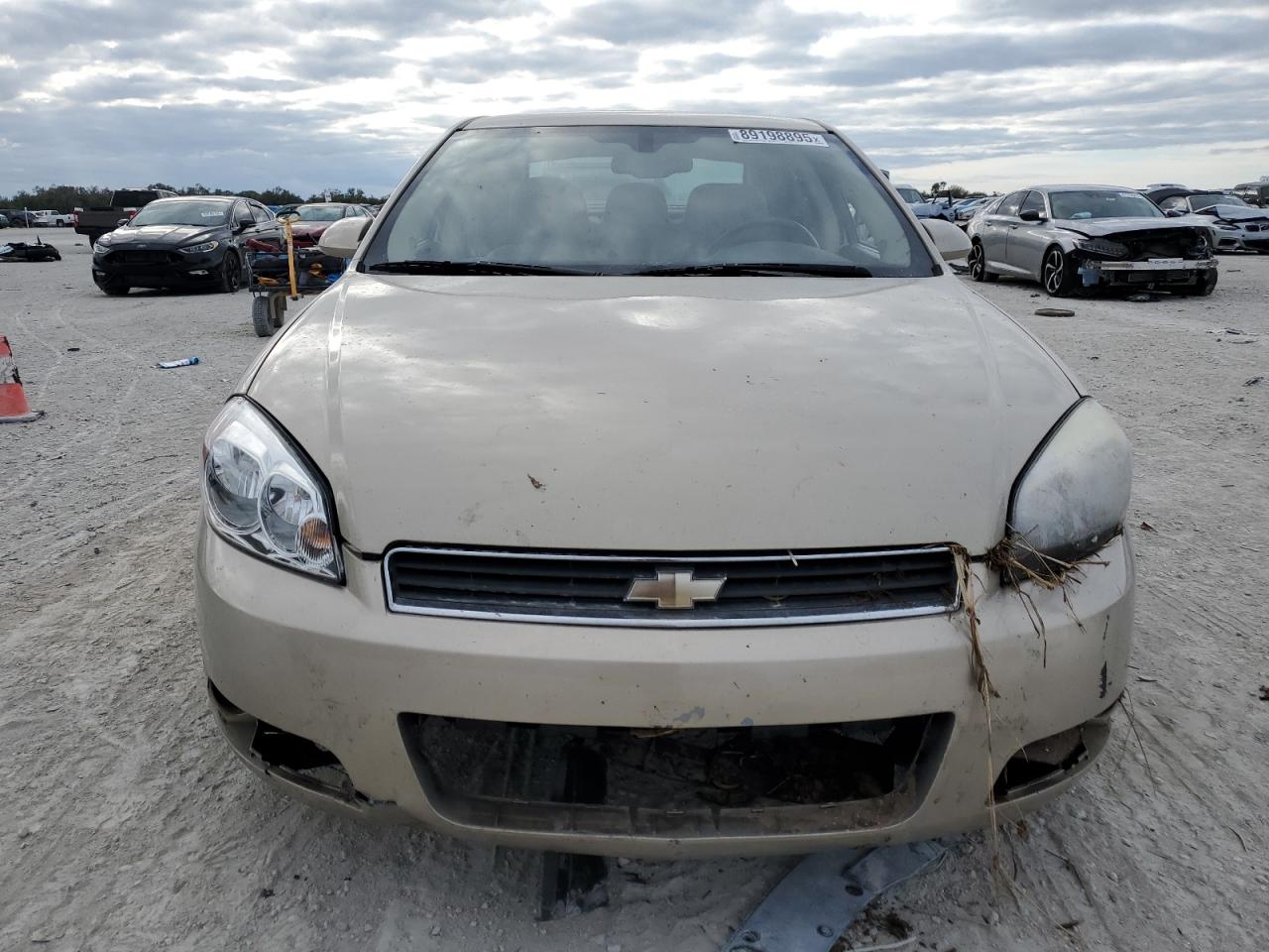 2011 Chevrolet Impala - Image 5