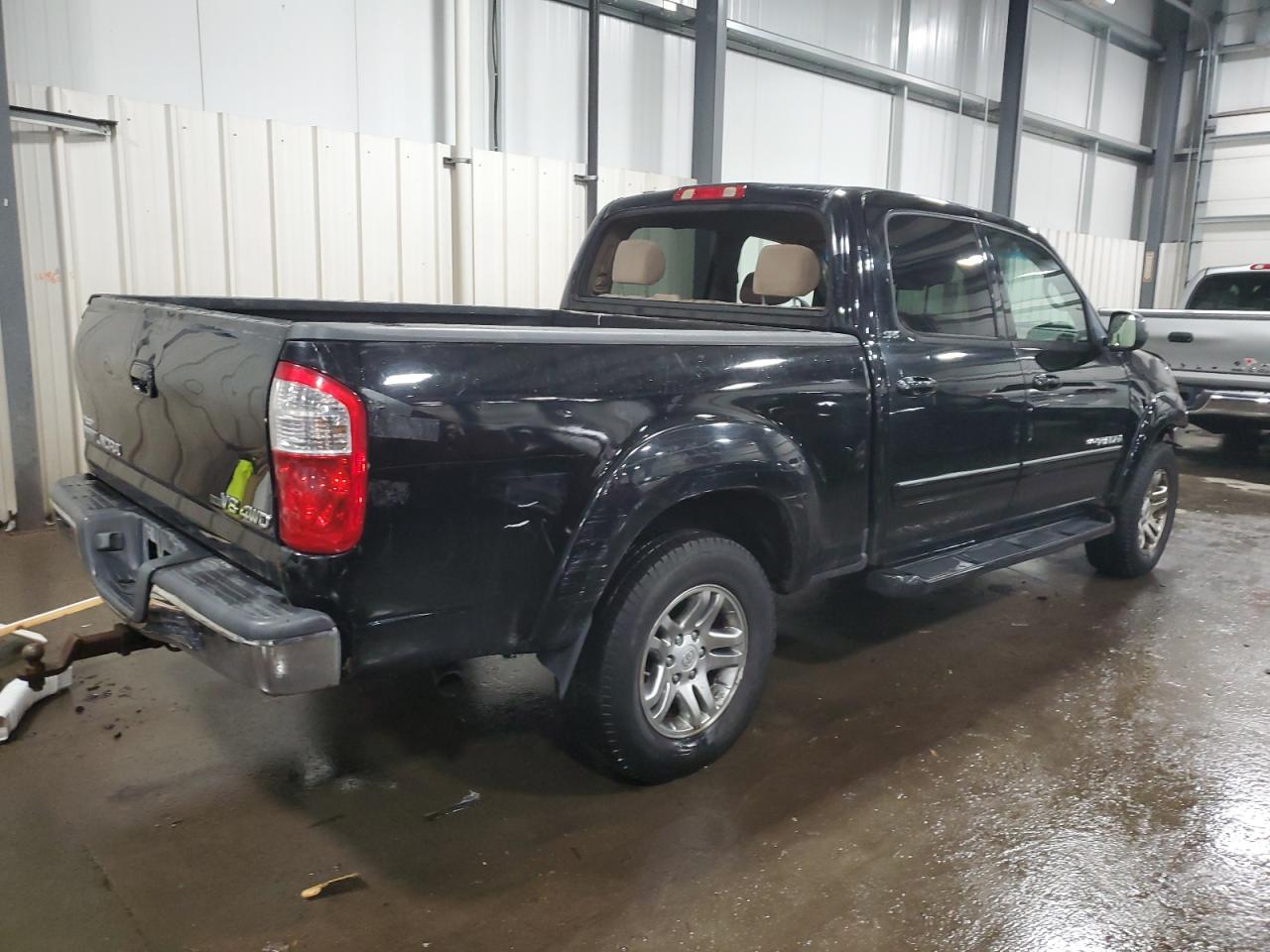 2004 Toyota Tundra - Image 3