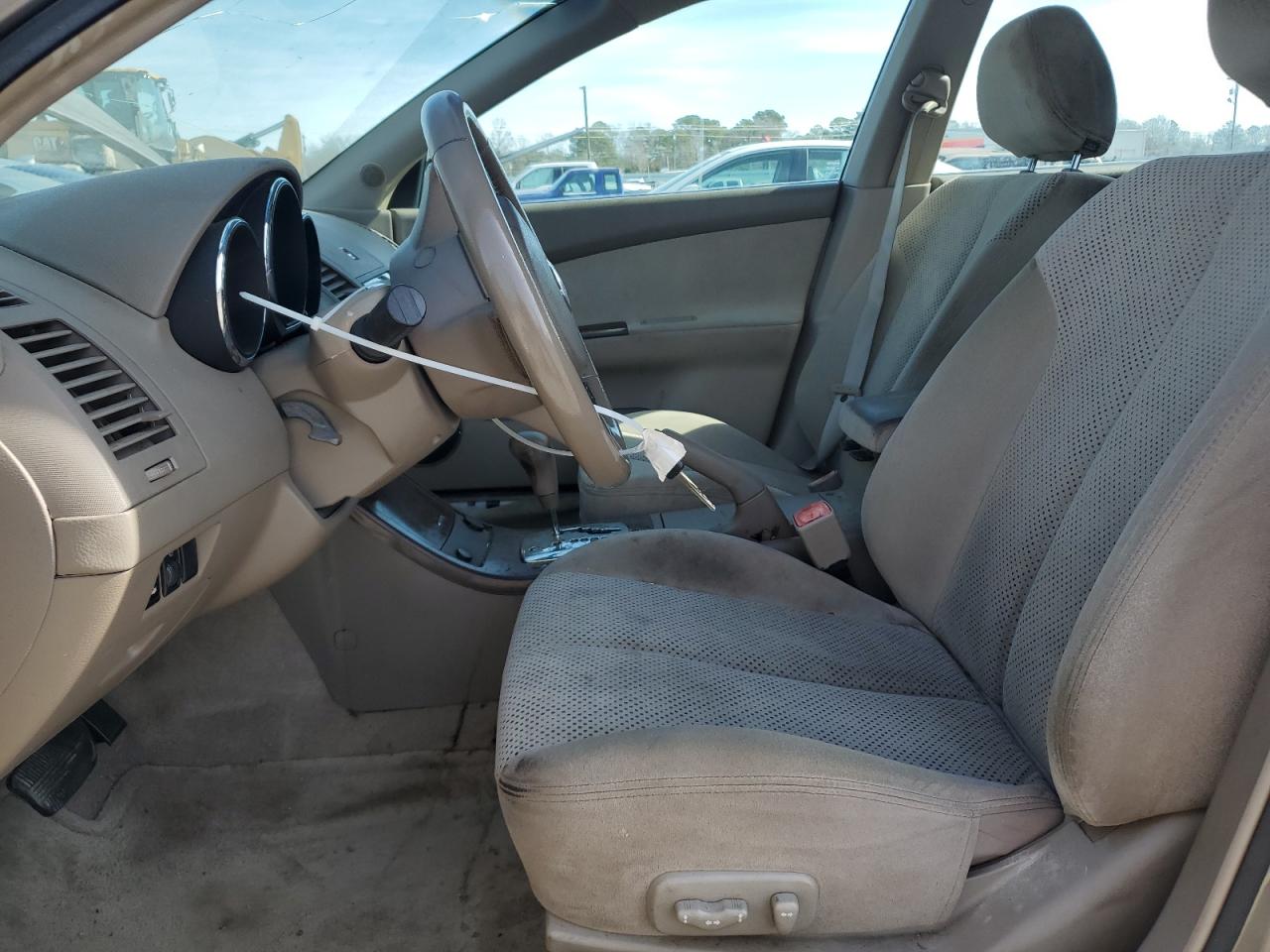 2005 Nissan Altima - Image 7