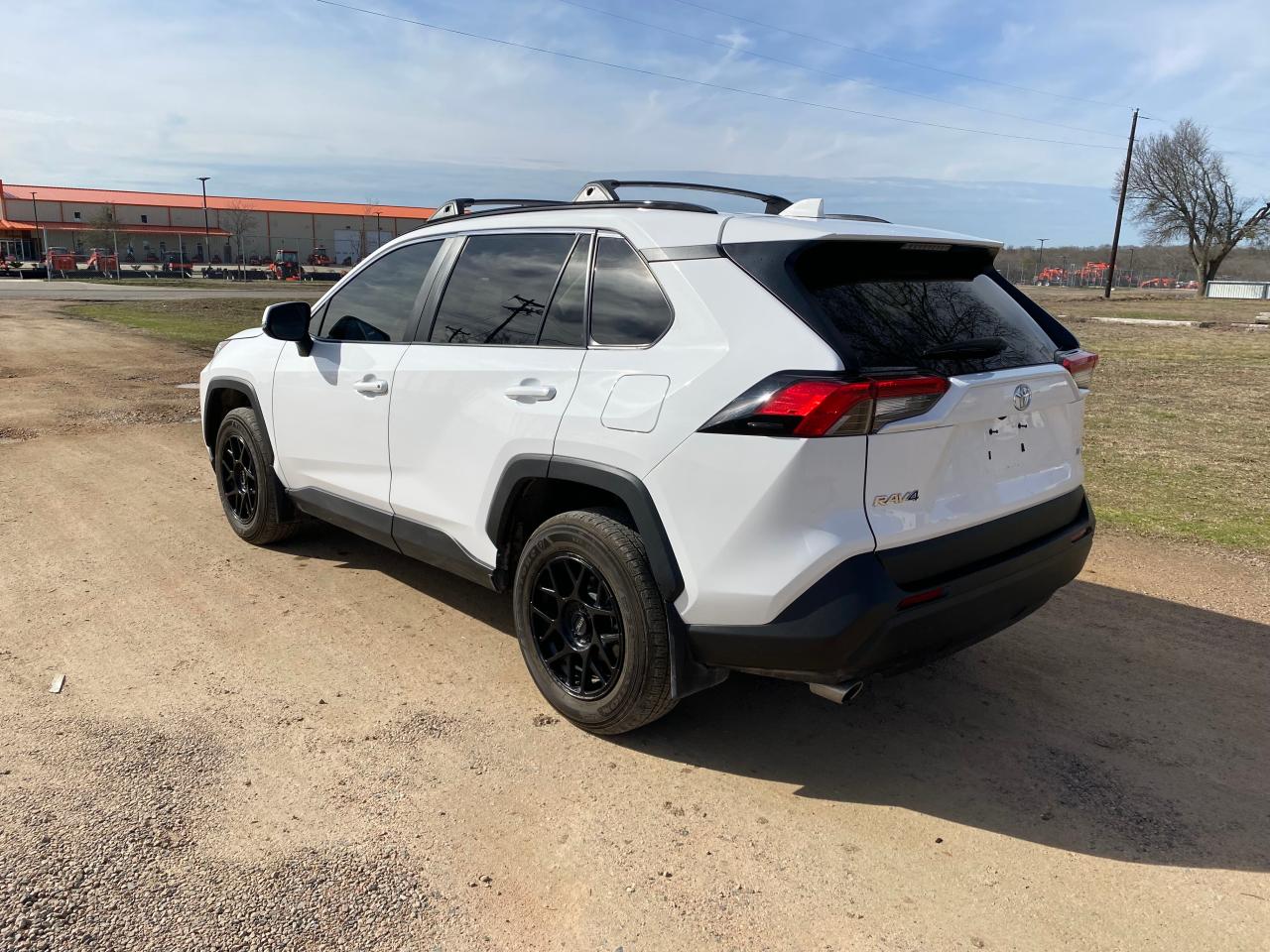 2021 Toyota RAV 4 - Image 3