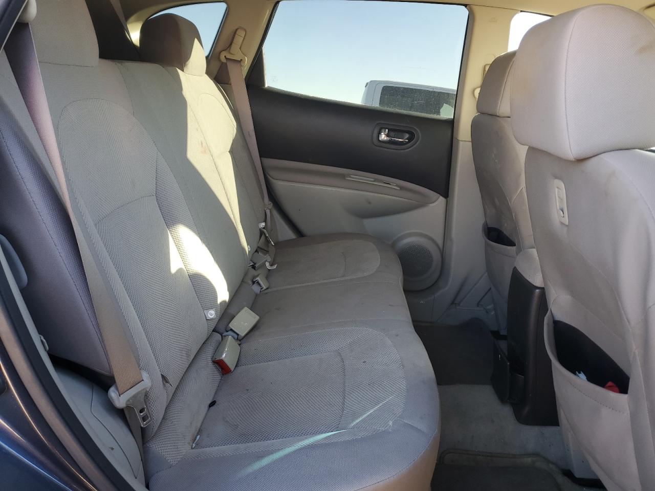 2013 Nissan Rogue - Image 11