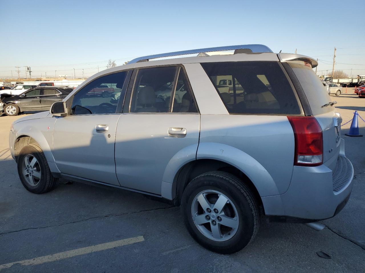 2007 Saturn VUE - Image 2
