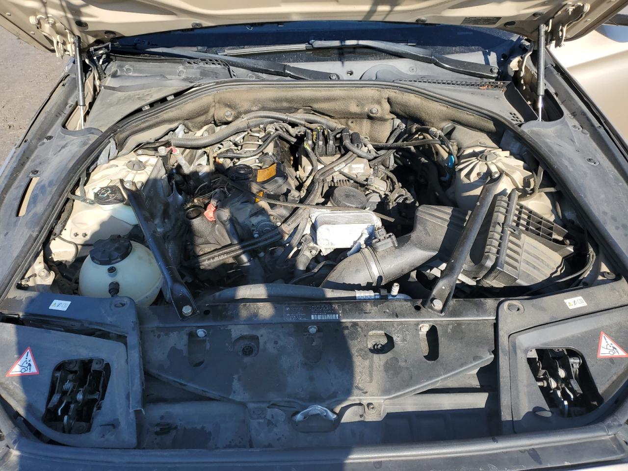 2012 BMW 5er - Image 13