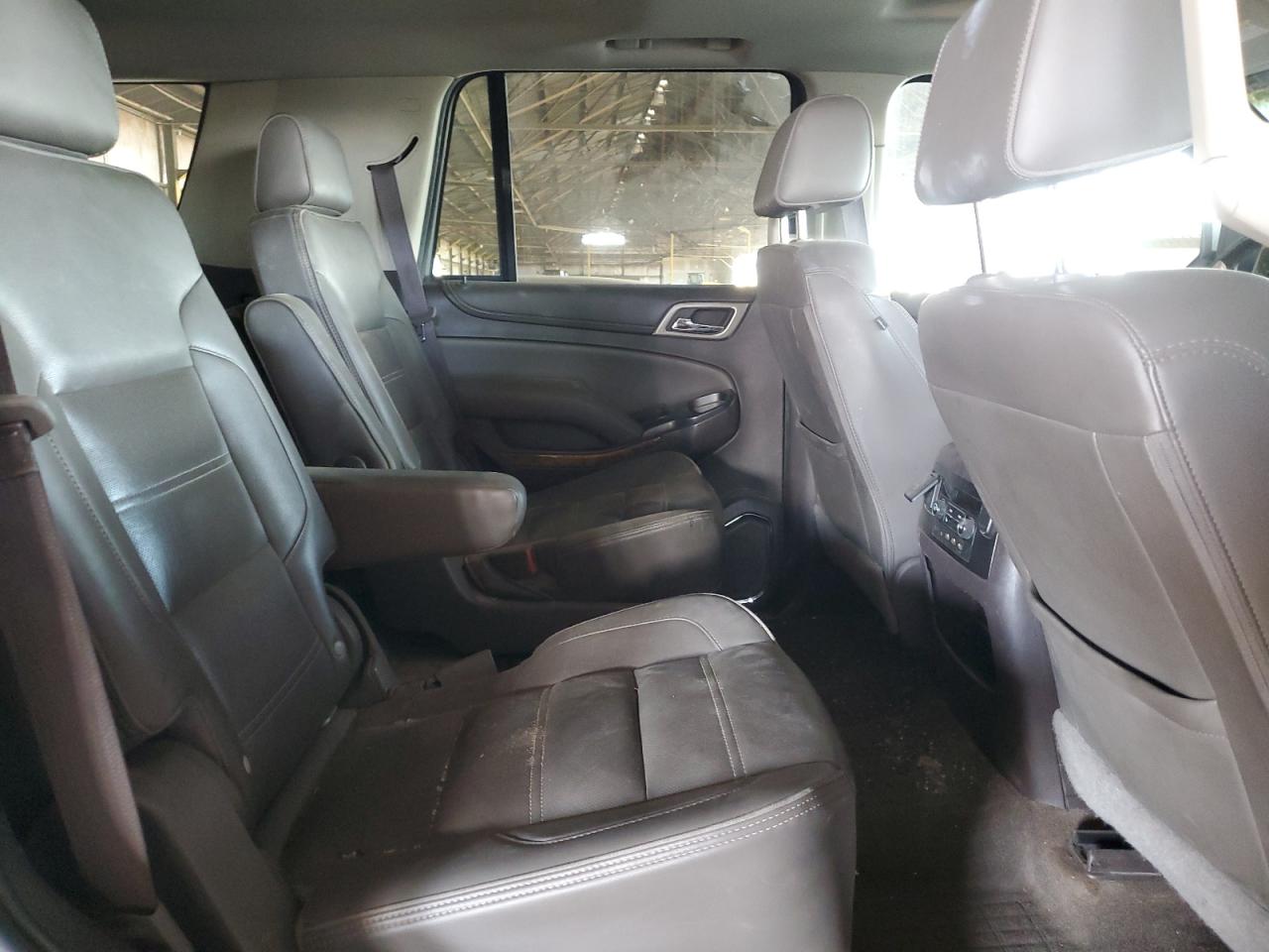 2017 GMC Yukon - Image 12