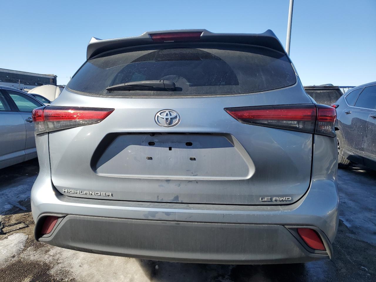2021 Toyota Highlander - Image 6