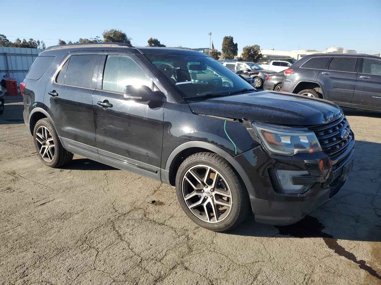 2016 Ford Explorer - Image 4