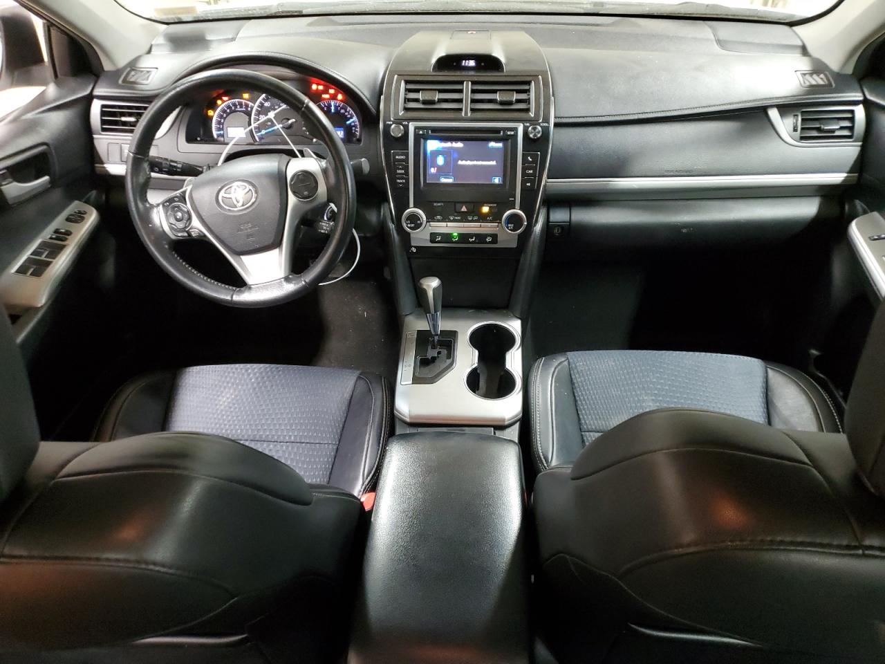 2014 Toyota Camry - Image 8