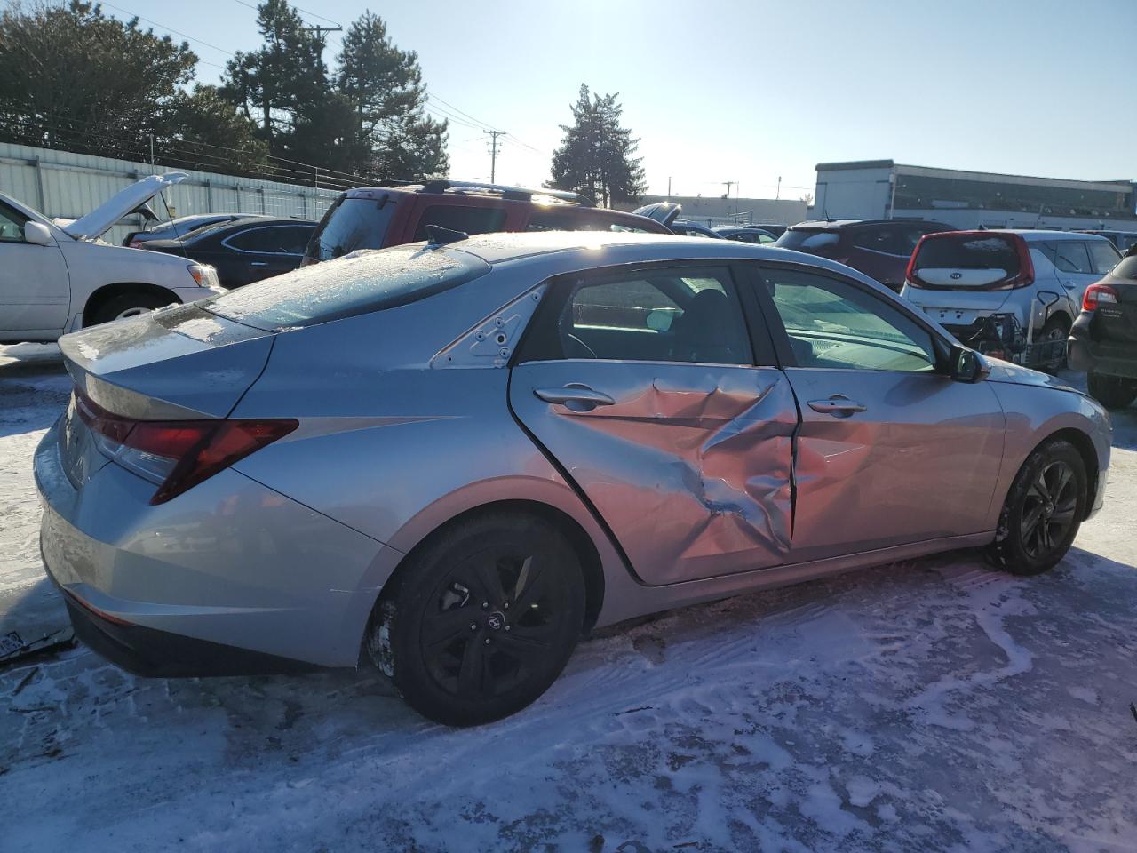 2021 Hyundai Elantra - Image 3
