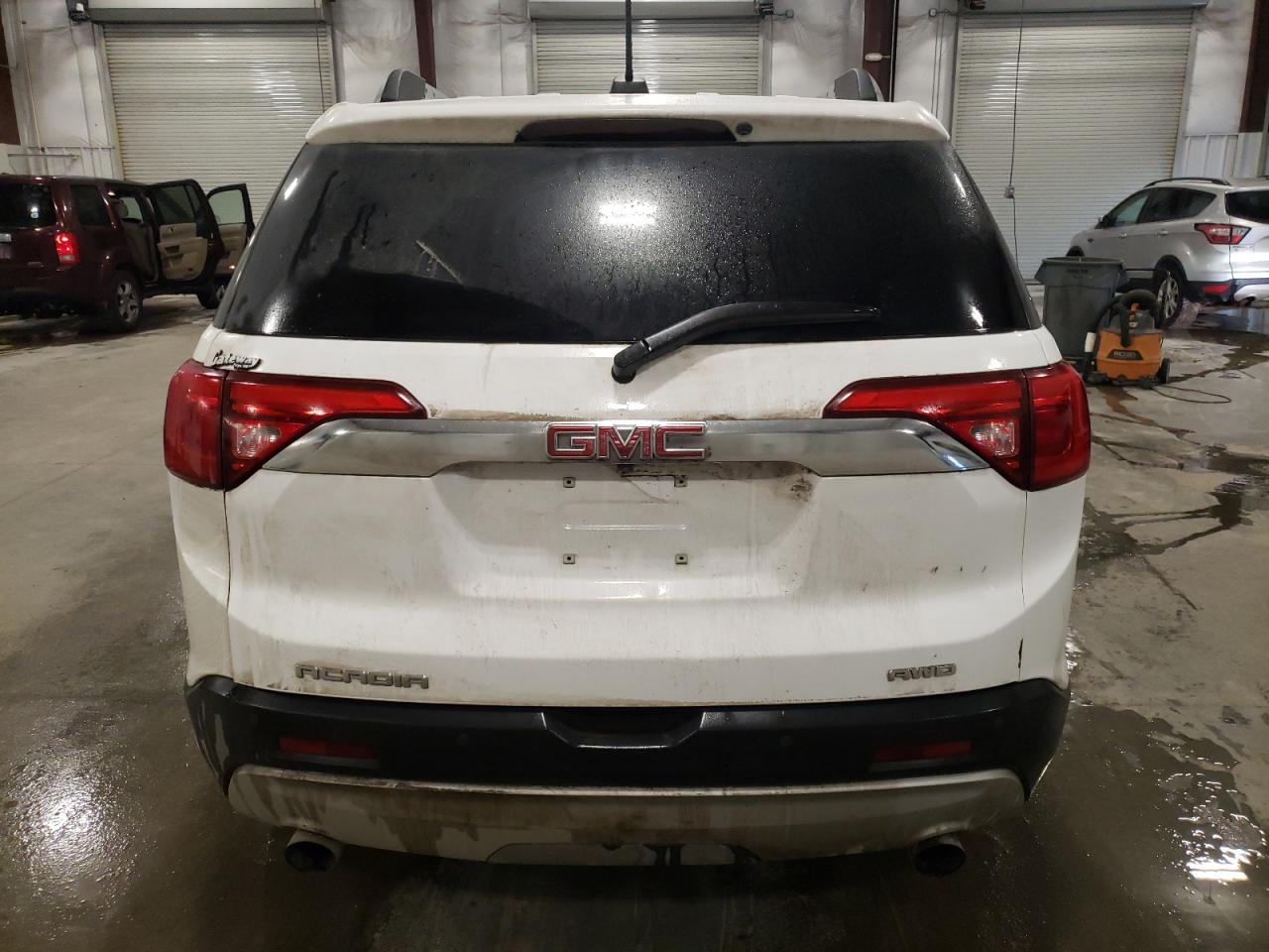 2018 GMC Acadia - Image 6