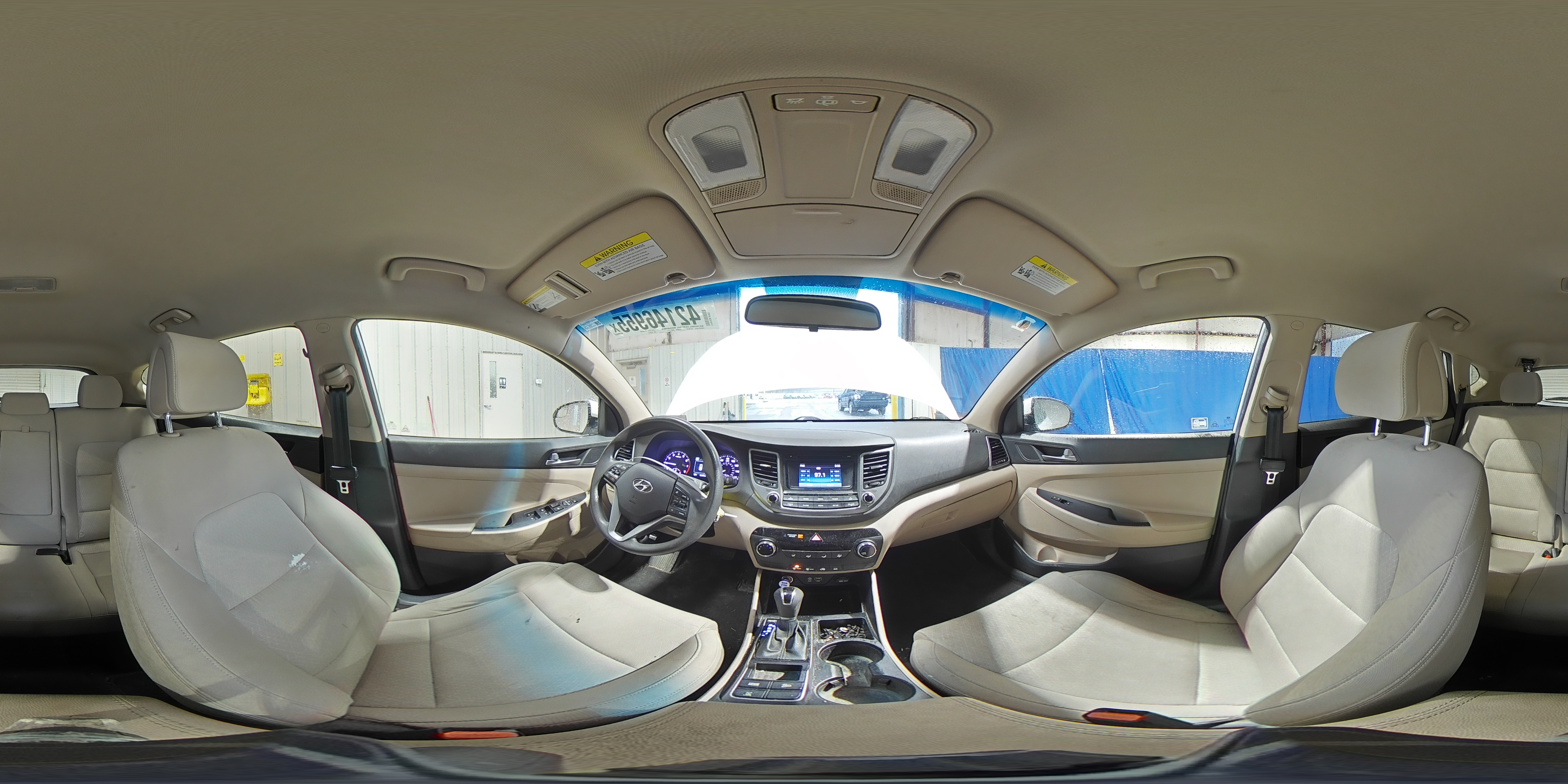 2017 Hyundai Tucson - Image 12