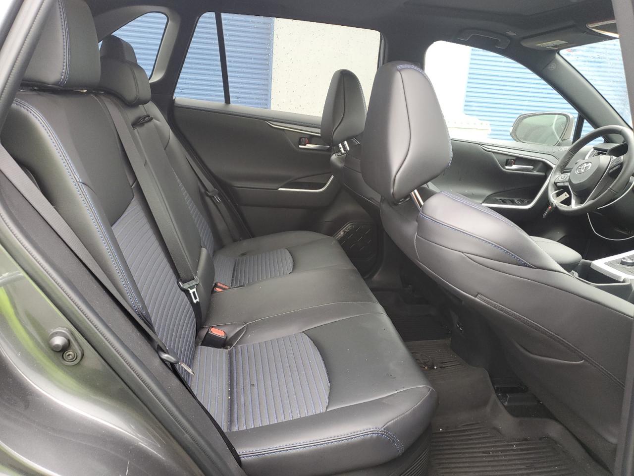 2024 Toyota RAV 4 - Image 10