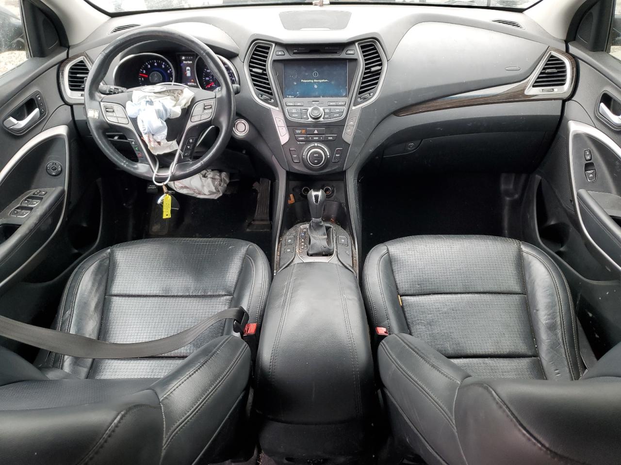 2015 Hyundai Santa Fe - Image 8