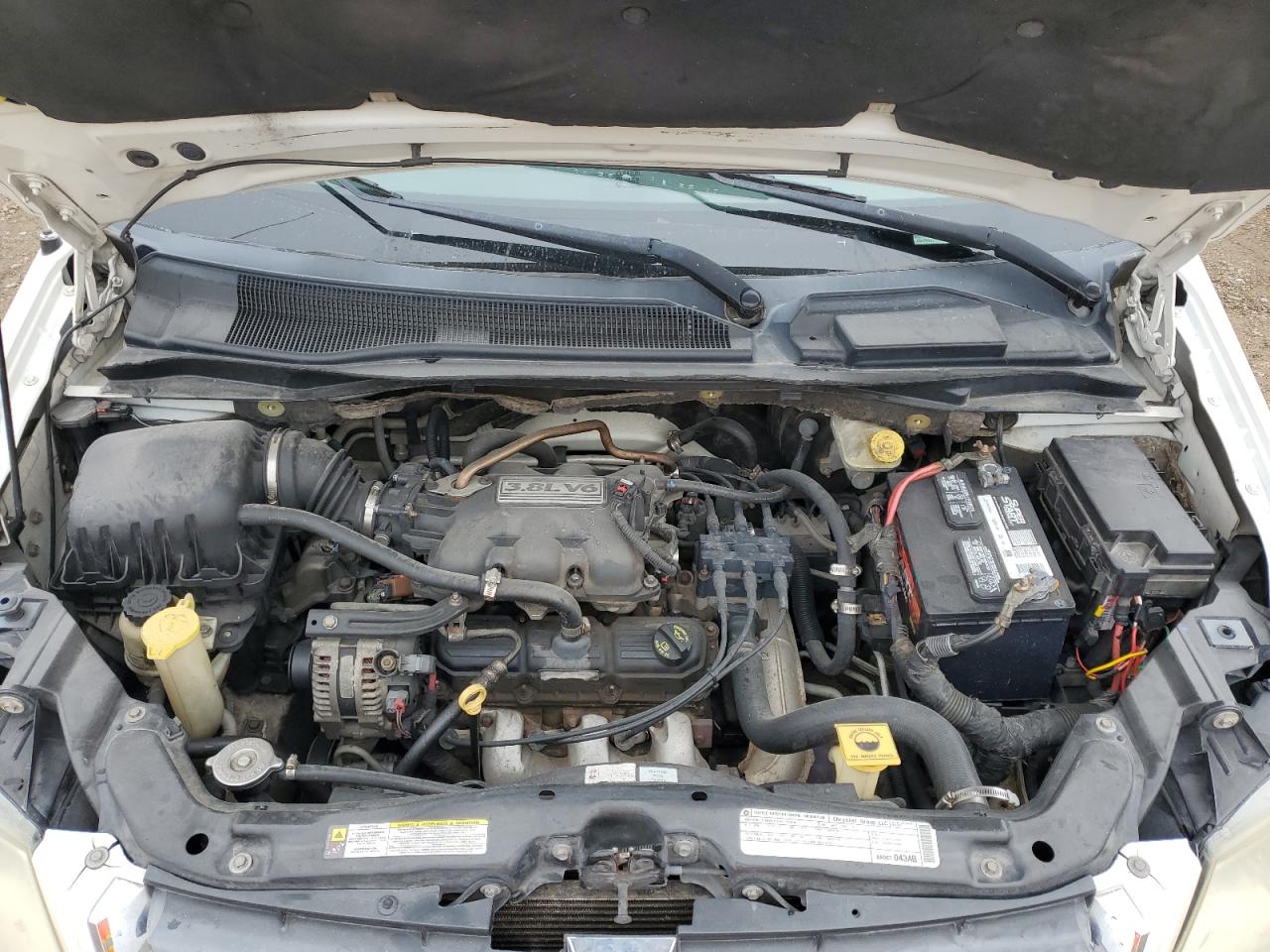 2010 Dodge Caravan - Image 12
