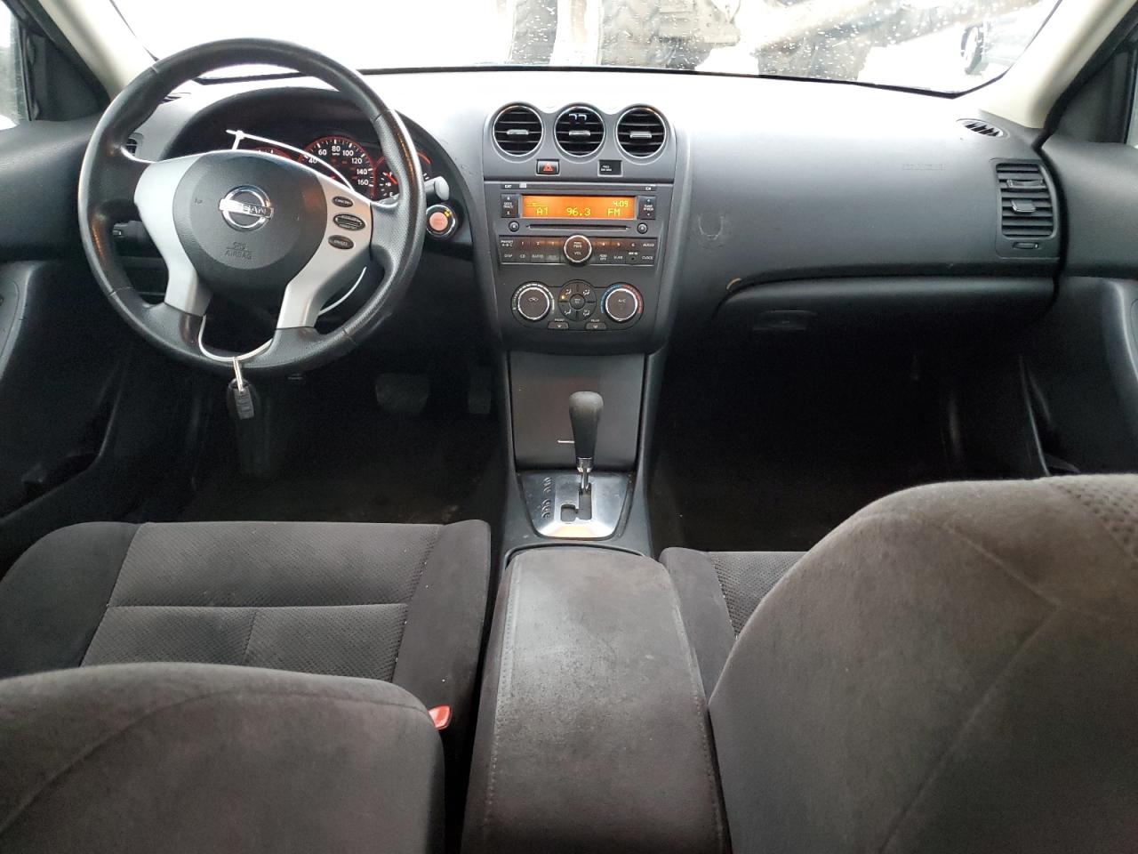 2009 Nissan Altima - Image 8