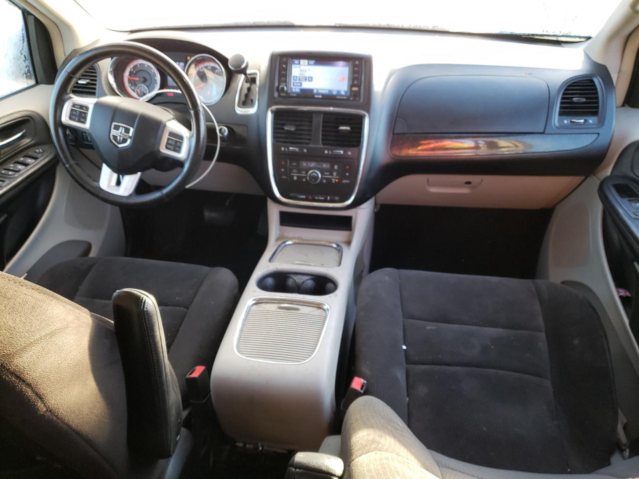 2012 Dodge Caravan - Image 8