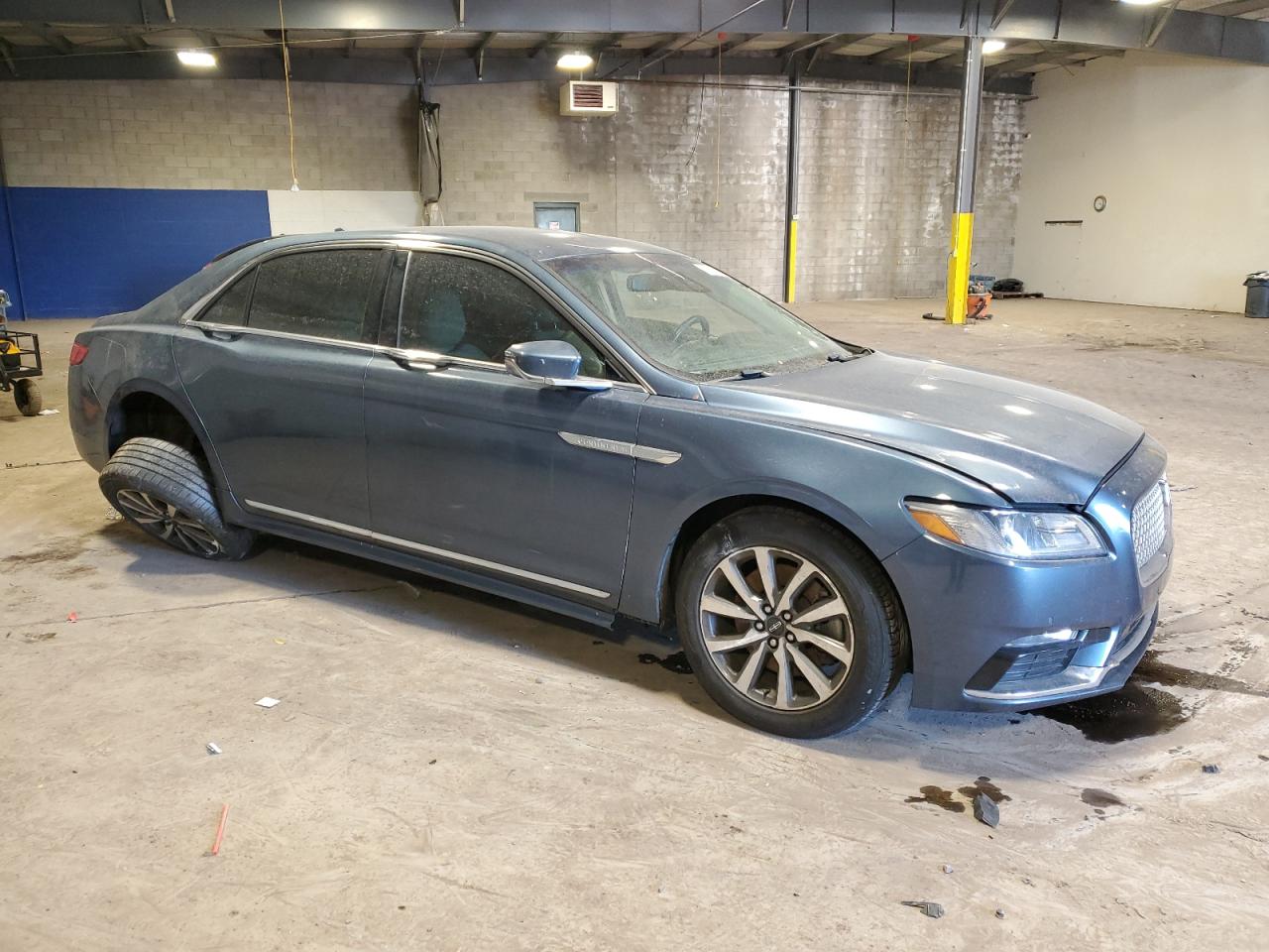 2019 Lincoln Continental - Image 4