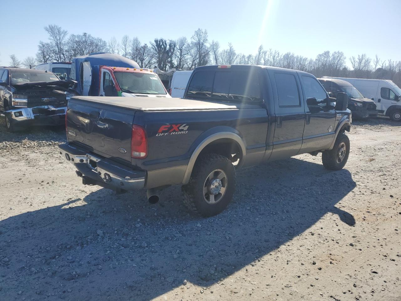 2005 Ford F250 - Image 3