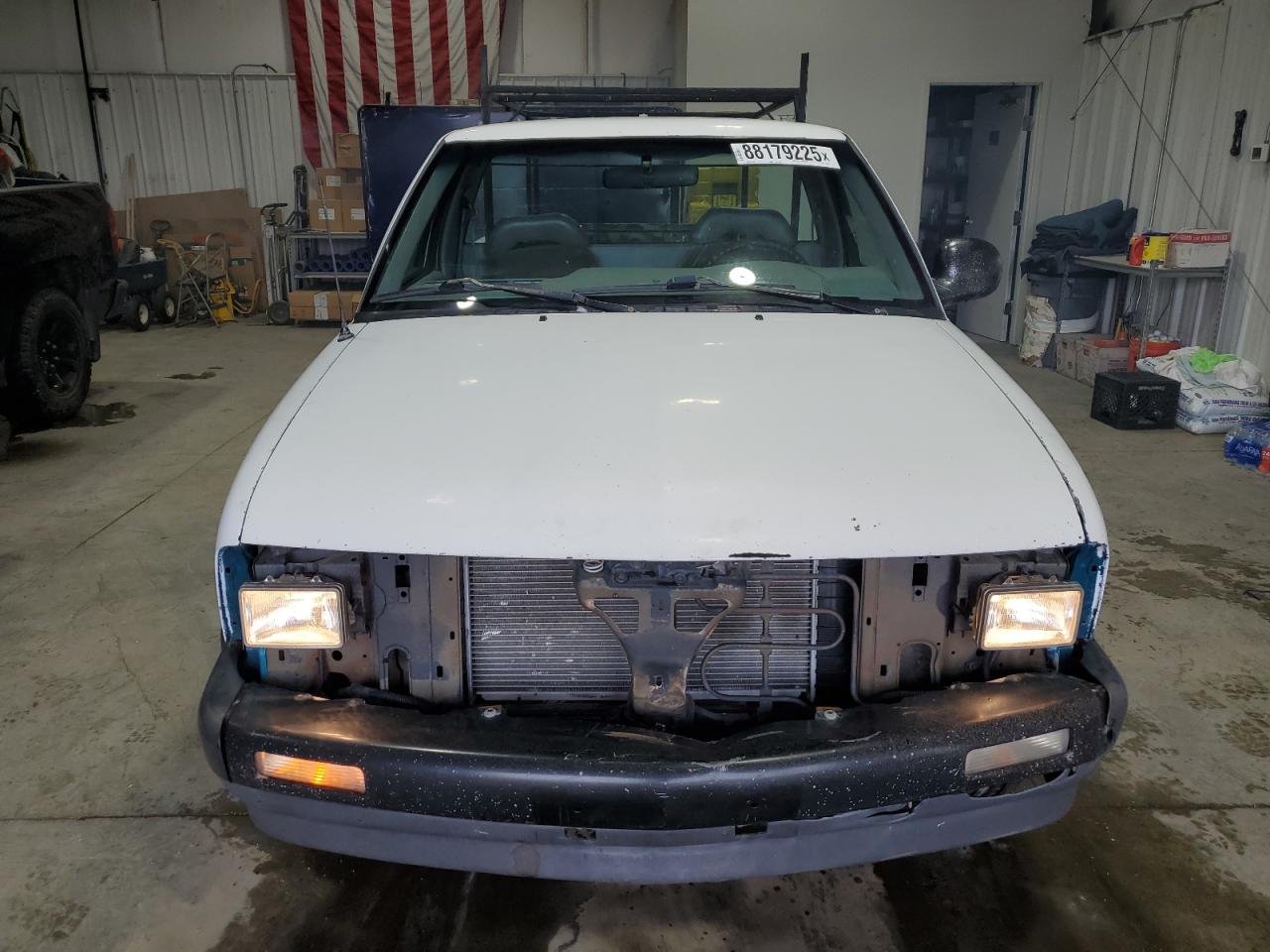 1995 Chevrolet S-10 Pickup - Image 5