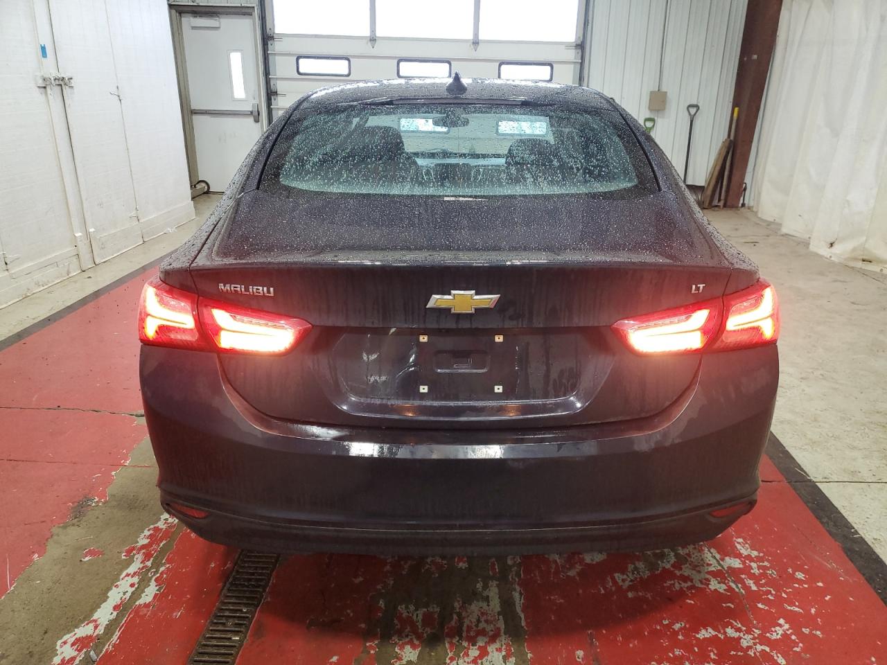 2022 Chevrolet Malibu - Image 6