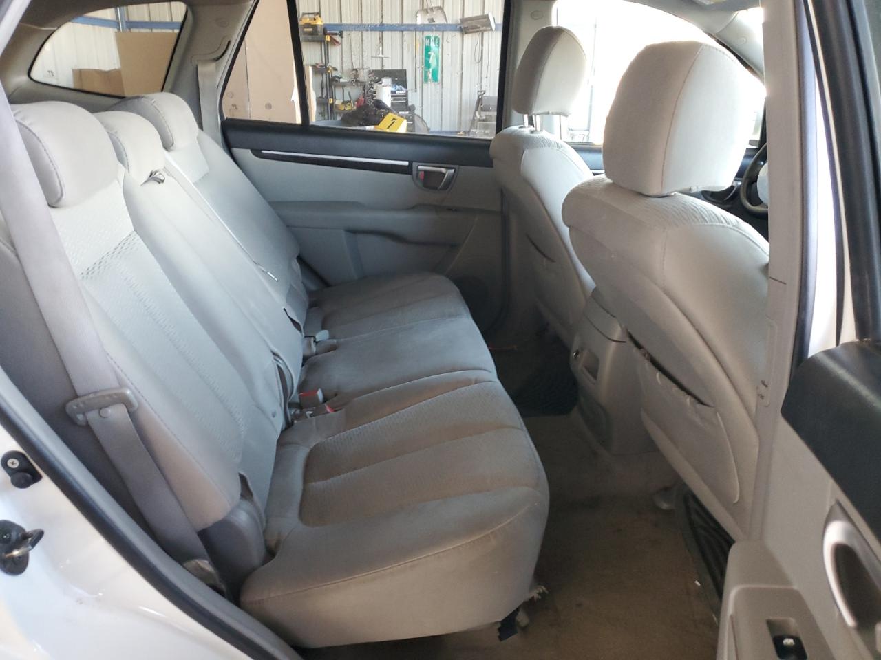 2007 Hyundai Santa Fe - Image 11