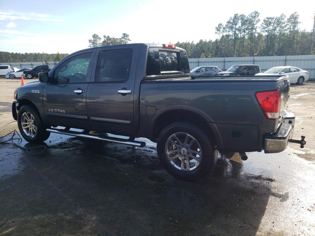 2012 Nissan Titan - Image 2