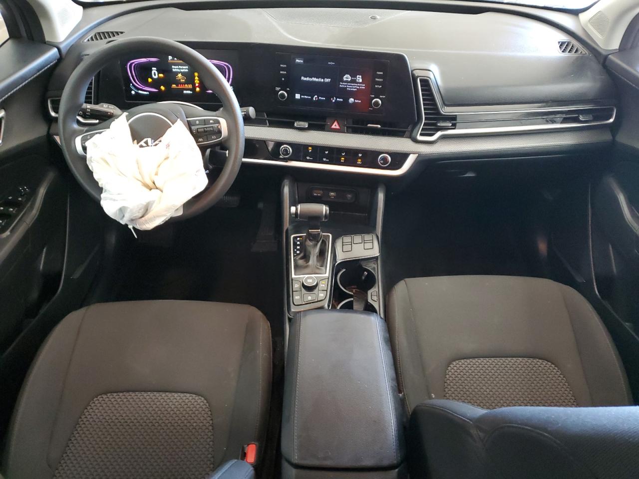 2023 Kia Sportage - Image 8