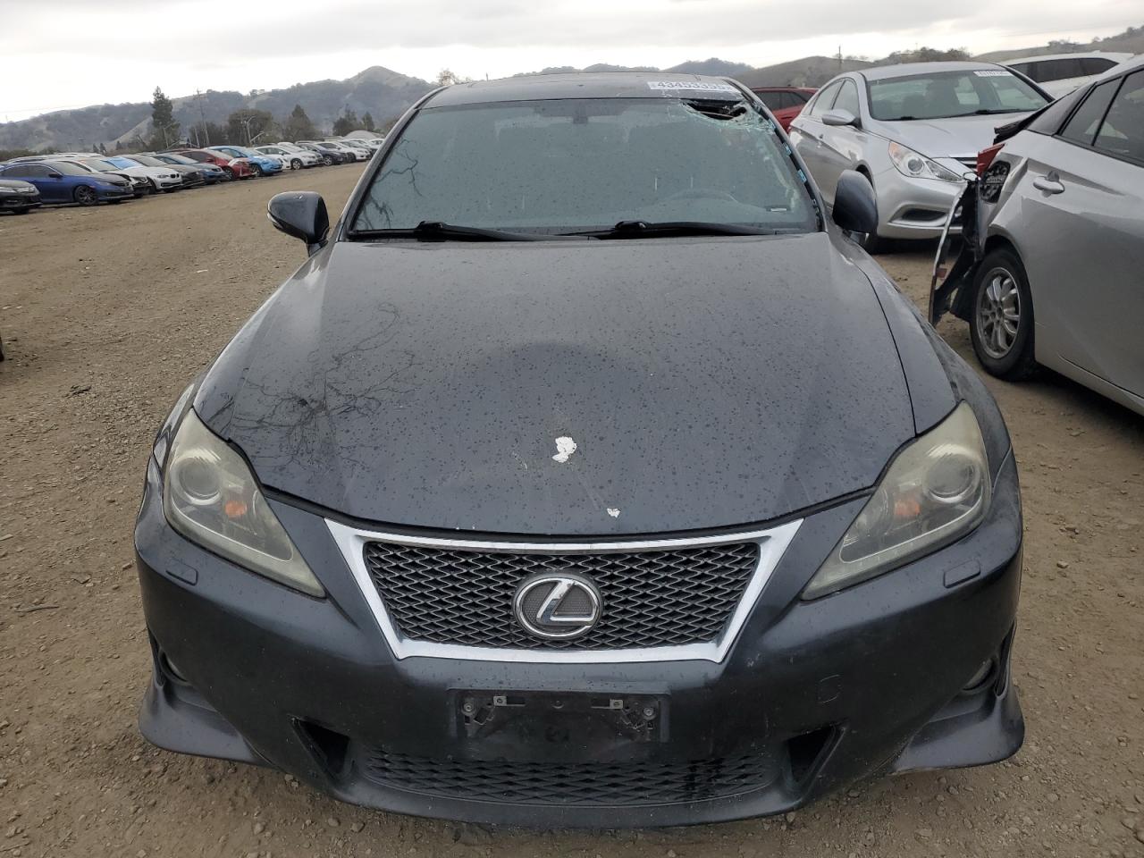 2011 Lexus IS - Image 5