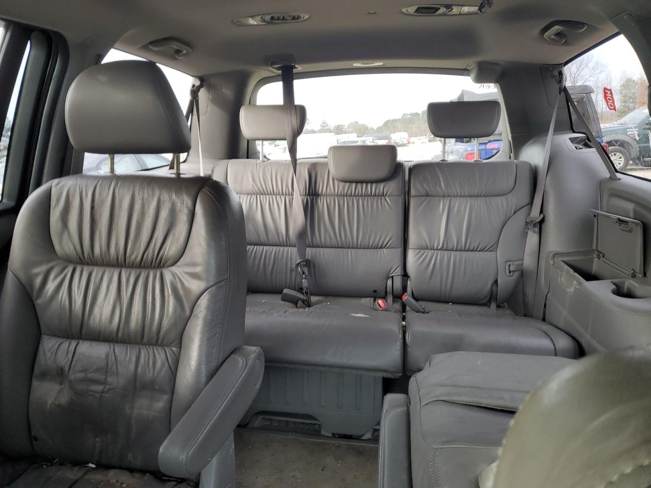 2010 Honda Odyssey - Image 10
